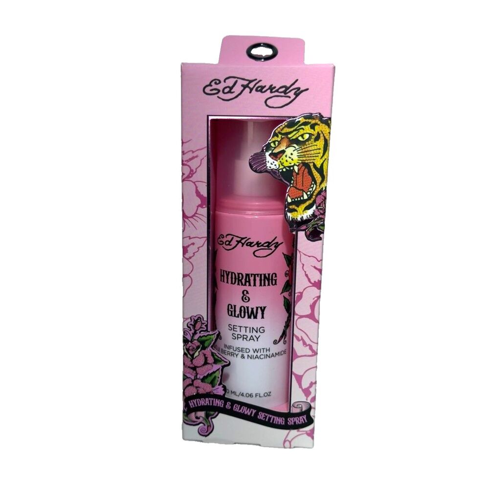 Ed Hardy Hydrating & Glowy Setting Spray Hydrating Glowy Berry 4.06 fl oz